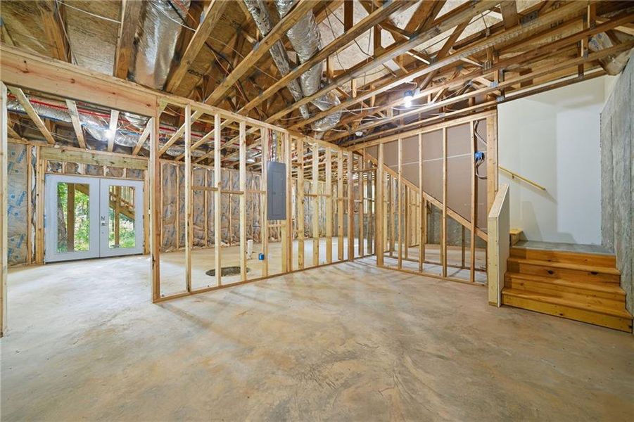 Spacious, unfurnished interior of a new home in , Talking Rock (Image 34).