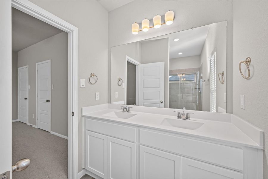 Furnished interior view inside a new home in Woodland Lakes, Huffman (Image 11).