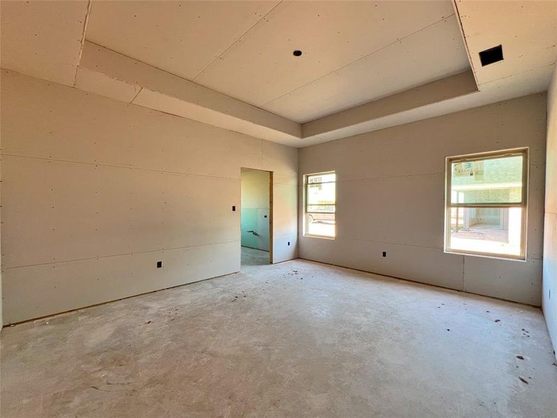 Spacious, unfurnished interior of a new home in , Abilene (Image 20).