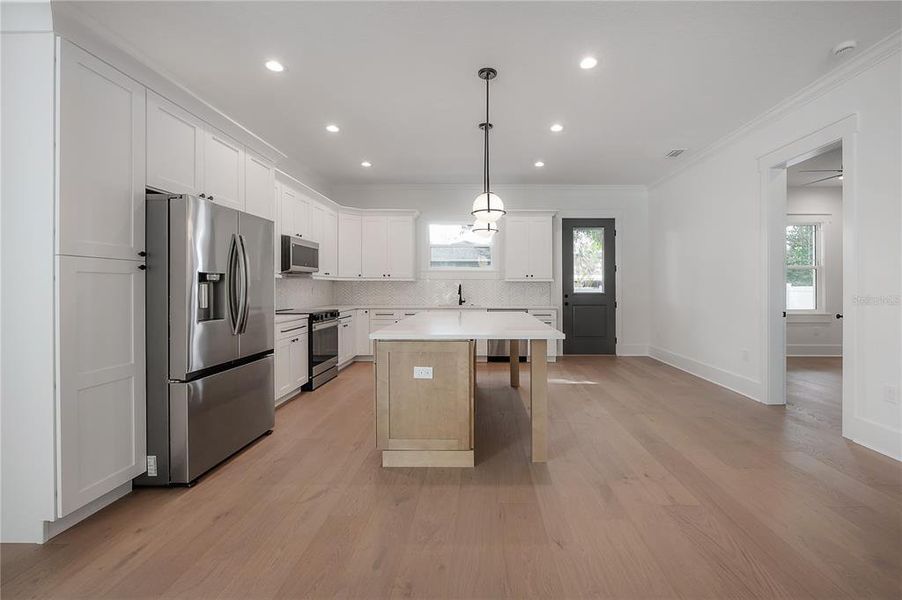 Furnished interior view inside a new home in , Tampa (Image 7).