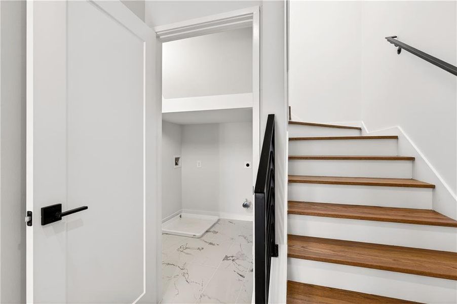 Spacious, unfurnished interior of a new home in , Atlanta (Image 23).