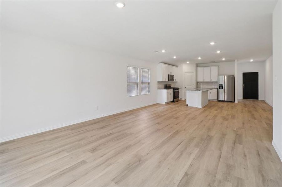 Photo is not of the actual home, but is an inspirational photo of builder’s model home and may depict options, furnishings, and/or decorator features that are not included.