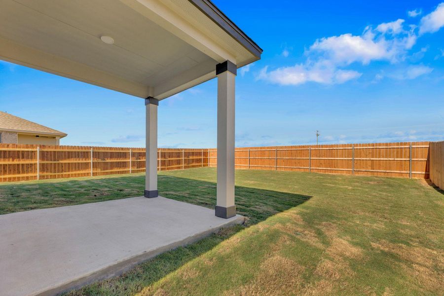 Exterior details and patio area of a home in Salerno - Heritage Collection, Round Rock (Image 3).