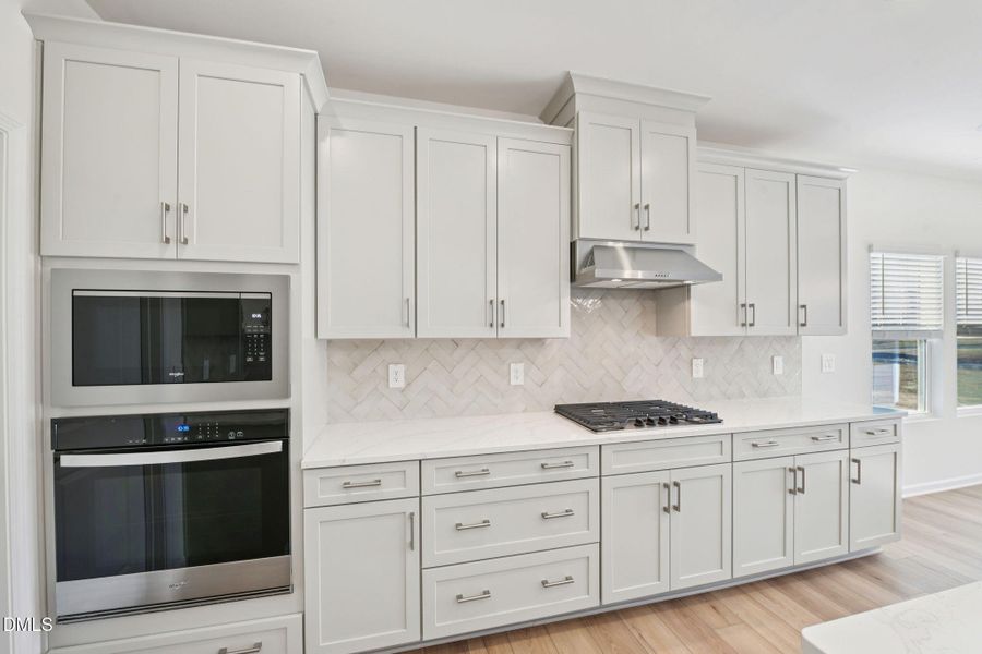 4 - Kitchen
