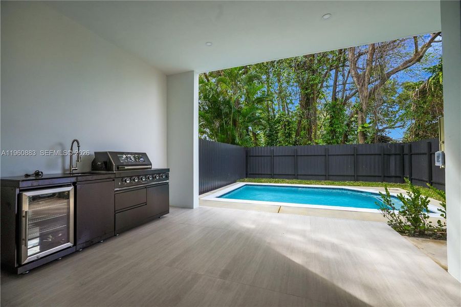 Exterior details and patio area of a home in , Miami (Image 3).