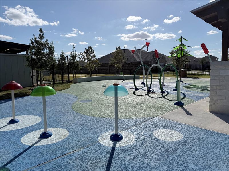 Community amenities in Cypress Green, Hockley (Image 31).