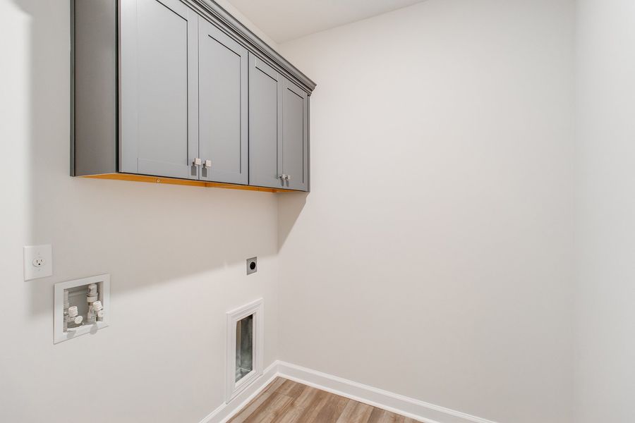 Spacious, unfurnished interior of a new home in Palmetto Shores, Chapin (Image 35).