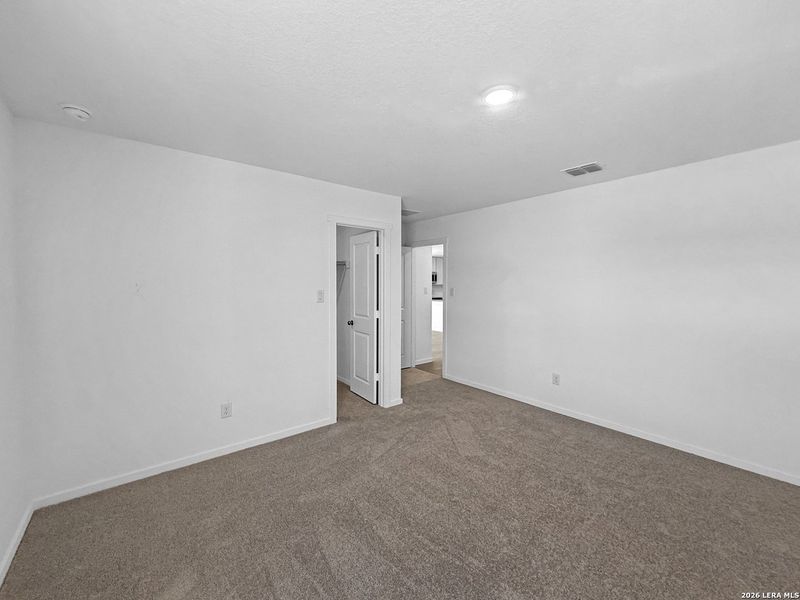 Spacious, unfurnished interior of a new home in Ridgeland, Kerrville (Image 9). Spacious, unfurnished interior of a new home in Ridgeland, Kerrville (Image 9).