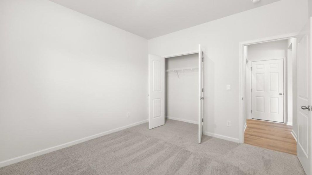 Spacious, unfurnished interior of a new home in South Wind, Union City (Image 11).