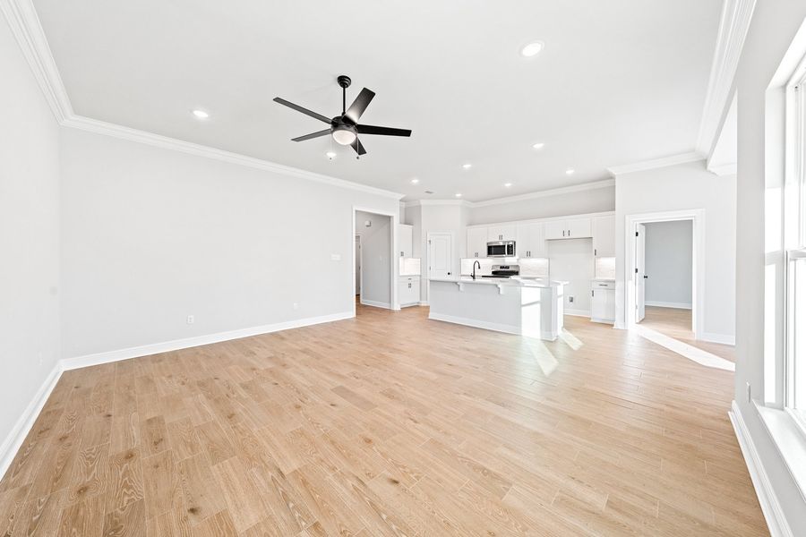 Spacious, unfurnished interior of a new home in Eagle Pointe, Pensacola (Image 12). Spacious, unfurnished interior of a new home in Eagle Pointe, Pensacola (Image 12).