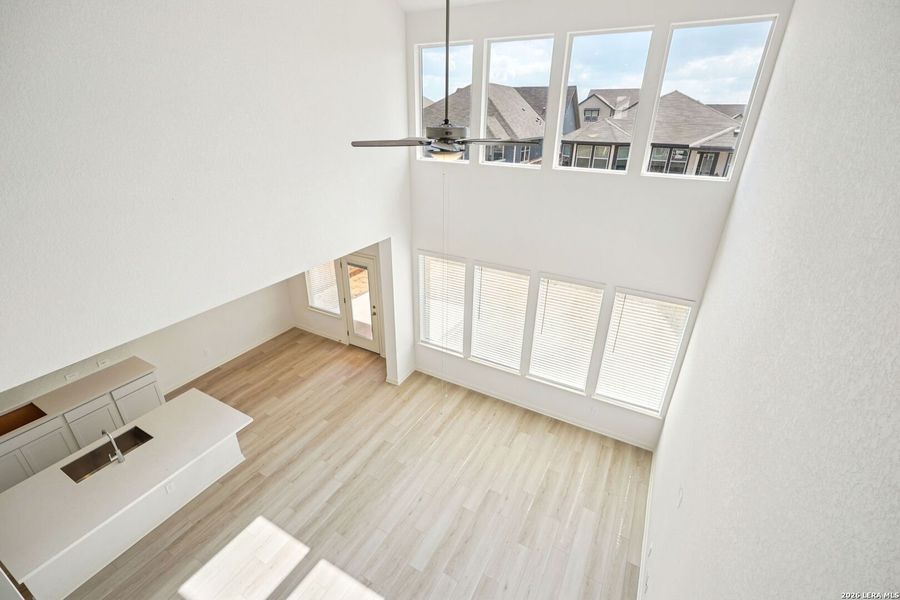 Spacious, unfurnished interior of a new home in Estancia Ranch - Classic Series, San Antonio (Image 34).