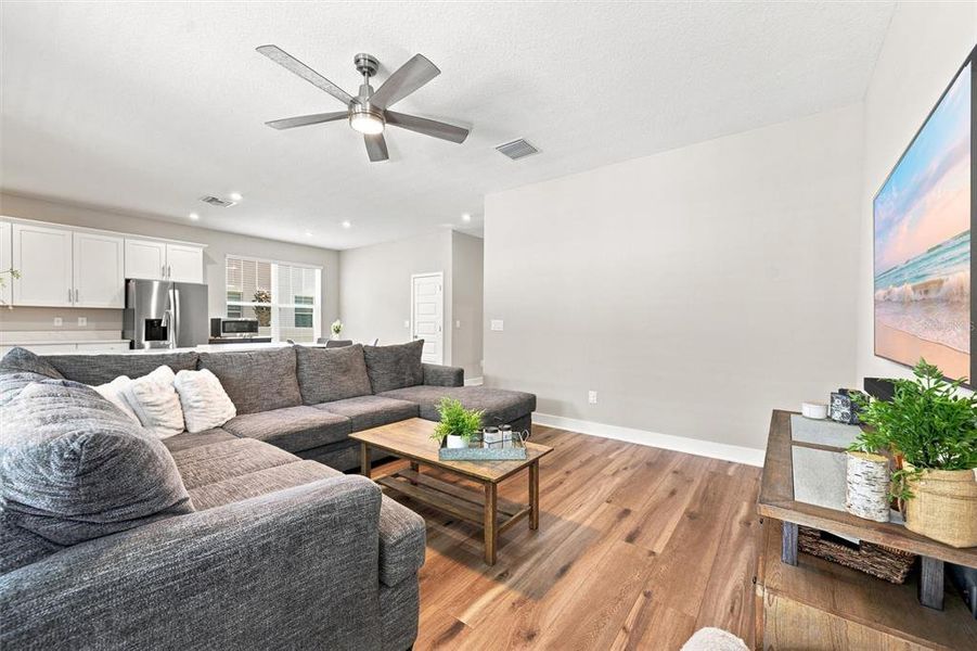 Furnished interior view inside a new home in , Tampa (Image 44). Furnished interior view inside a new home in , Tampa (Image 44).
