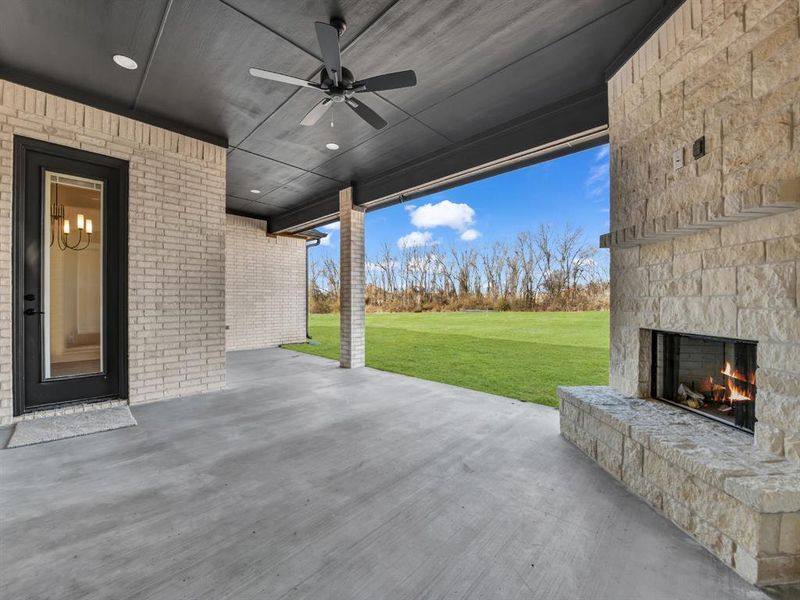 Exterior details and patio area of a home in , Weatherford (Image 4). Exterior details and patio area of a home in , Weatherford (Image 4).