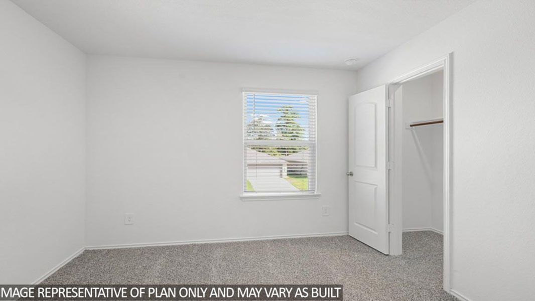 Spacious, unfurnished interior of a new home in Granger Pines, Conroe (Image 11).