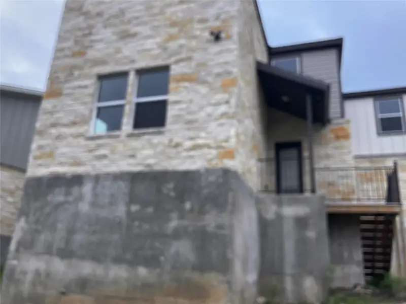 Image 9 of a home in .