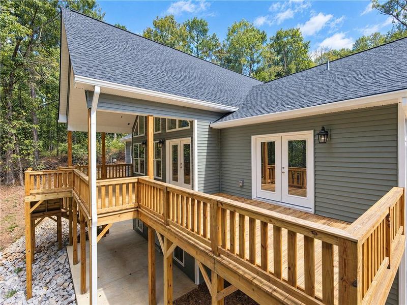 Exterior details and patio area of a home in , Gainesville (Image 29).