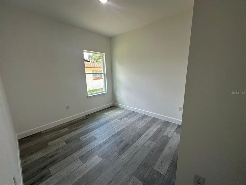 Spacious, unfurnished interior of a new home in , Ocala (Image 7).