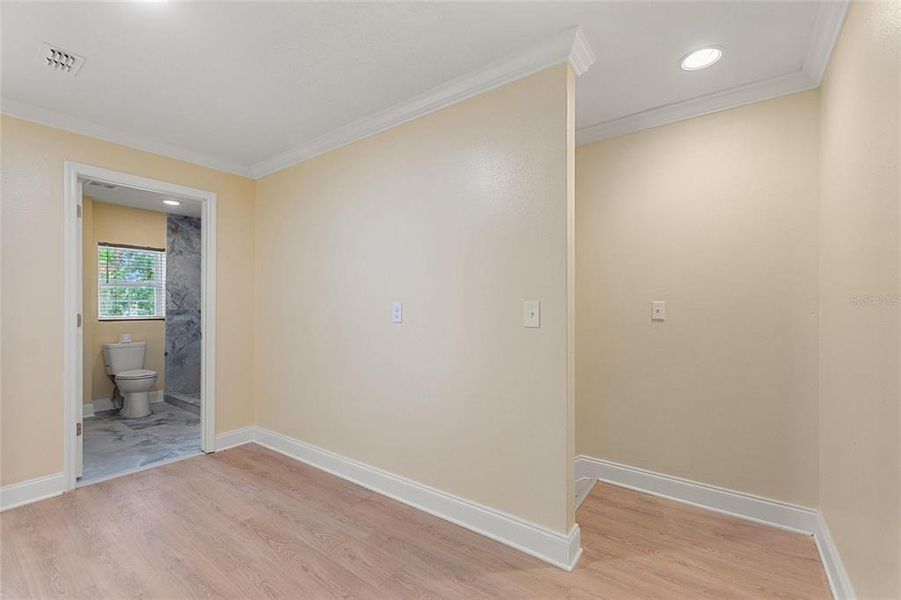 Spacious, unfurnished interior of a new home in , Bartow (Image 20).