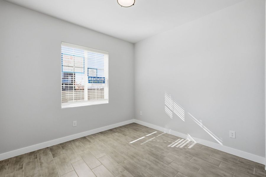 Spacious, unfurnished interior of a new home in Emerald Estates, El Paso (Image 29).