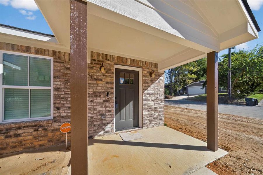 Exterior details and patio area of a home in , Tyler (Image 3).