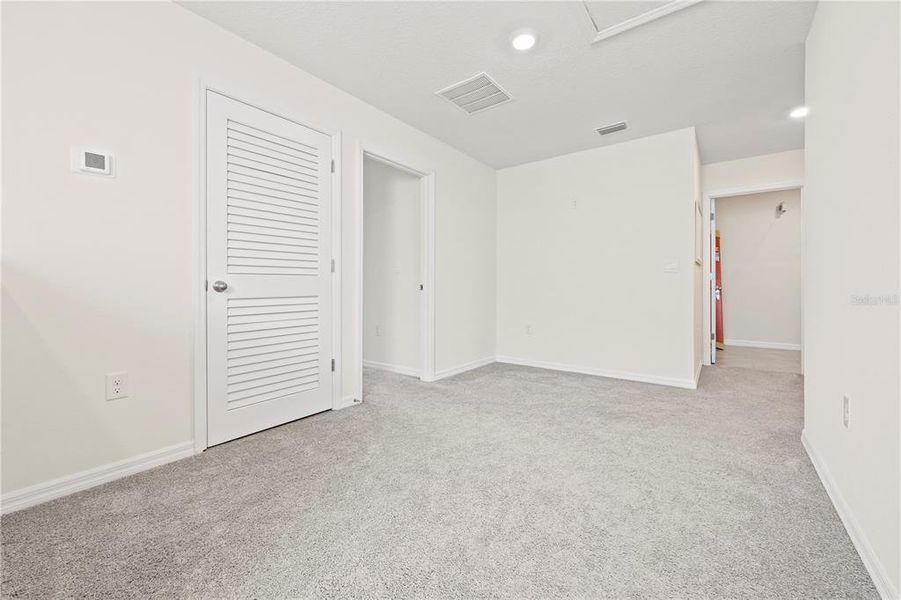 Spacious, unfurnished interior of a new home in Avalon Woods, Newberry (Image 29). Spacious, unfurnished interior of a new home in Avalon Woods, Newberry (Image 29).