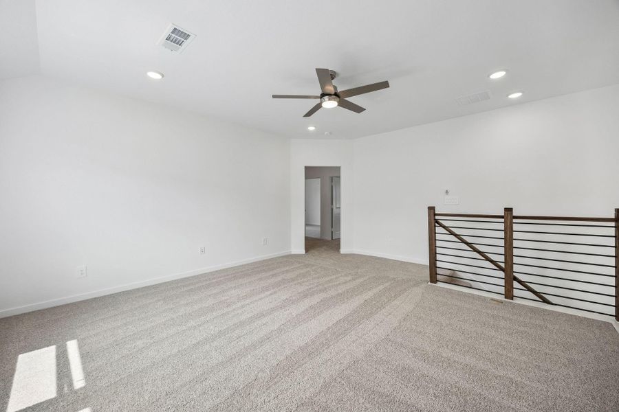 Spacious, unfurnished interior of a new home in Montgomery Bend, Montgomery (Image 29).