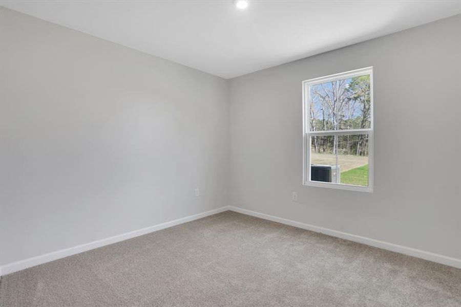 Spacious, unfurnished interior of a new home in Summertree, Stone Mountain (Image 26).