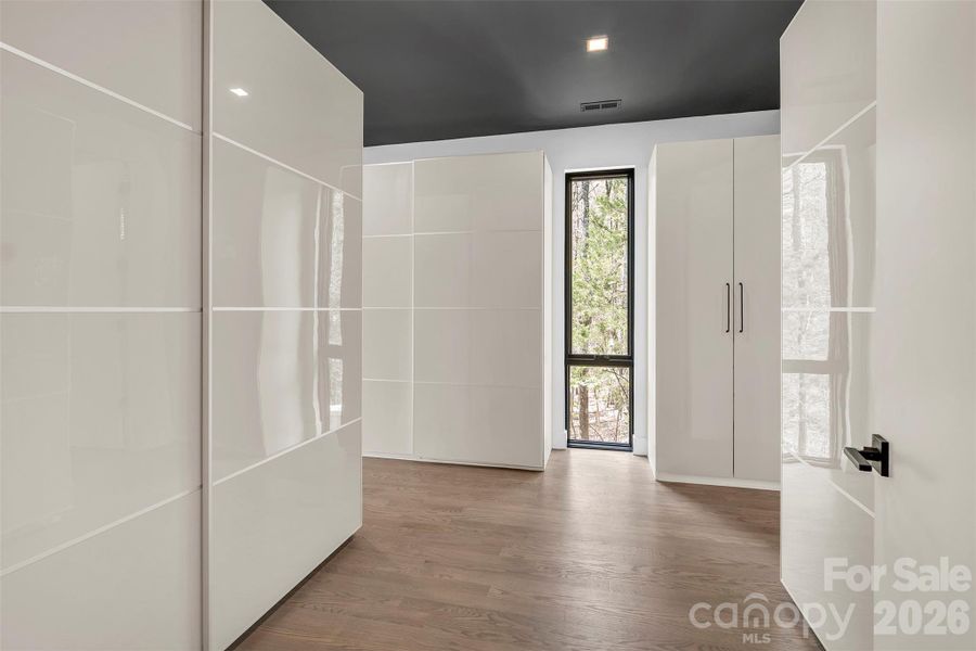 Spacious, unfurnished interior of a new home in , Clover (Image 23).