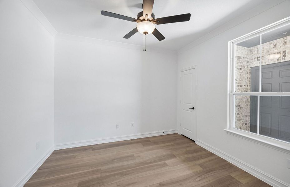 Spacious, unfurnished interior of a new home in Wilson Creek Meadows, Celina (Image 18).