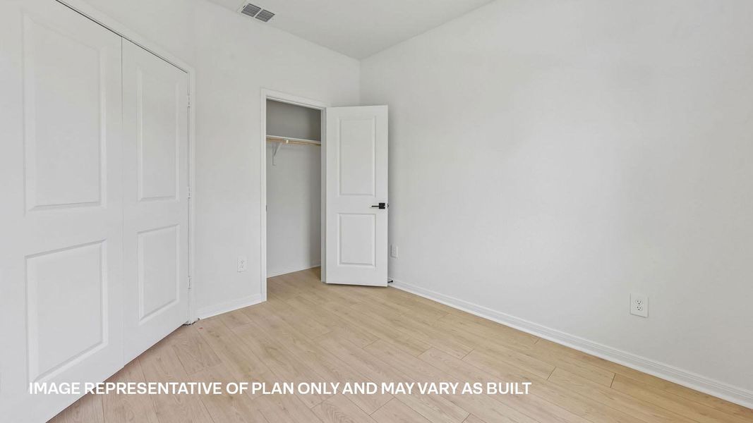 Spacious, unfurnished interior of a new home in Avery Centre, Round Rock (Image 29).