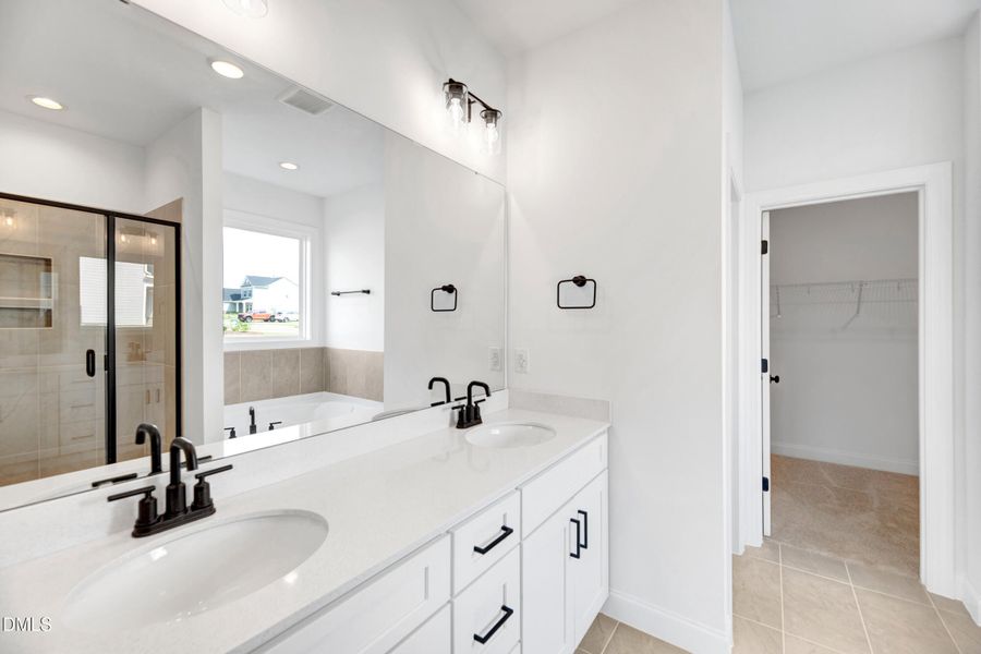 33_467ravensworth-interior-22