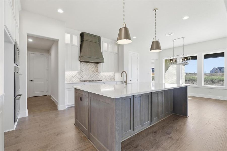 Furnished interior view inside a new home in Aledo Heights - Aledo ISD, Aledo (Image 7).