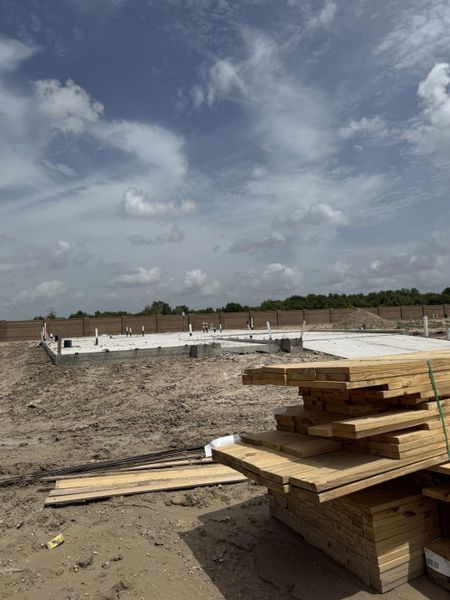 Every foundation at DWH is engineered and it’s inspected three times! We do not do “batch” testing. Rest easy knowing your foundation comes with a 10 year warranty. Every foundation at DWH is engineered and it’s inspected three times! We do not do “batch” testing. Rest easy knowing your foundation comes with a 10 year warranty.