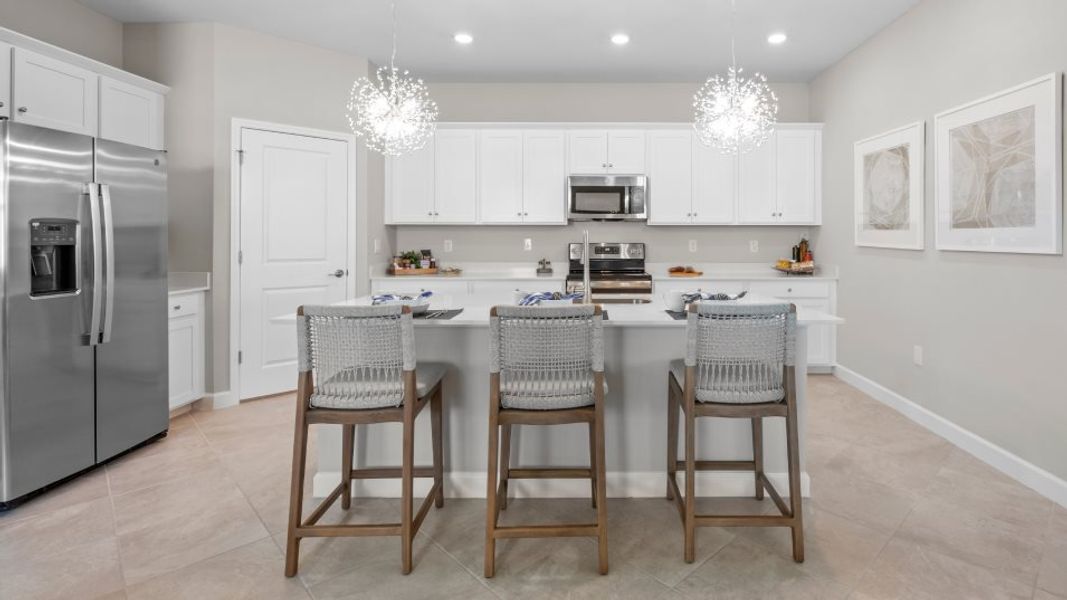 2032 Trevi Kitchen 2of5