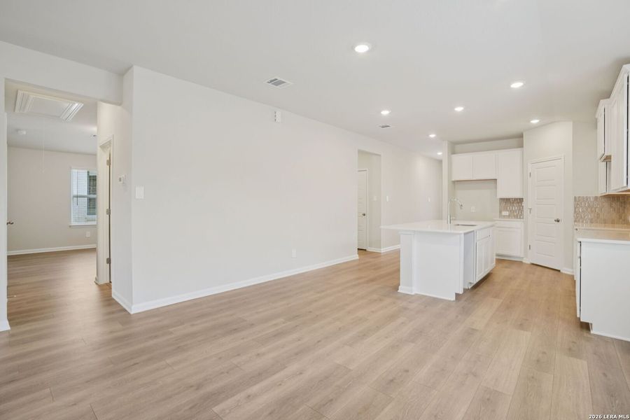 Spacious, unfurnished interior of a new home in Sagebrooke - Premier Series, San Antonio (Image 27). Spacious, unfurnished interior of a new home in Sagebrooke - Premier Series, San Antonio (Image 27).
