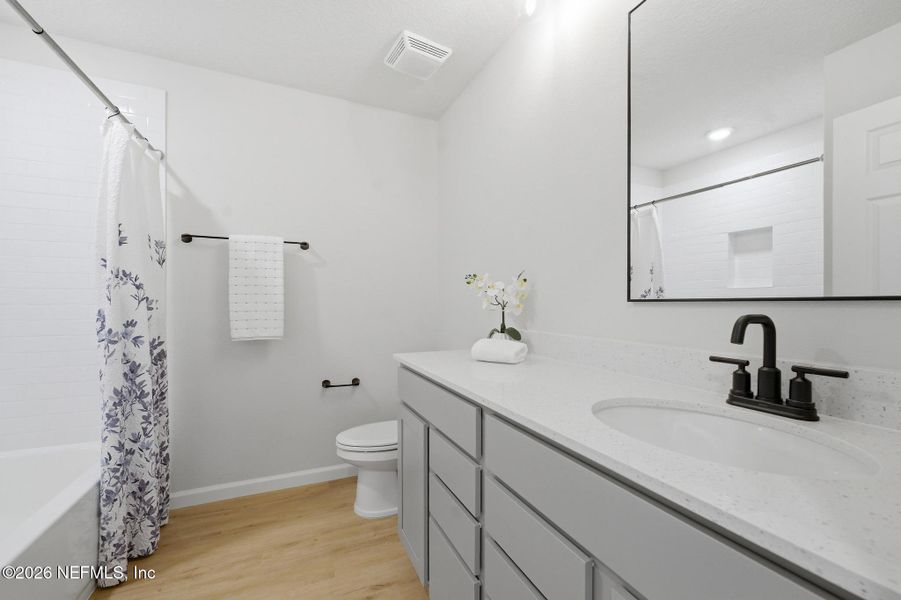 Furnished interior view inside a new home in , Jacksonville (Image 19).