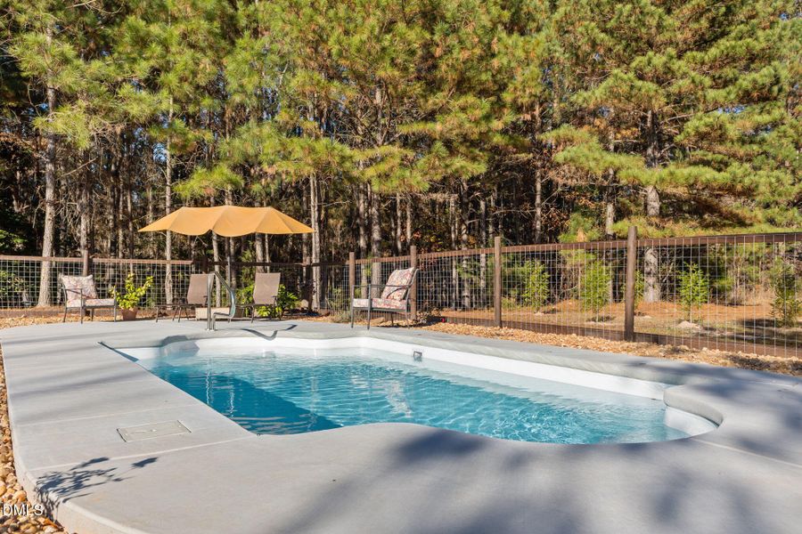 34-web-or-mls-AZ3A8475