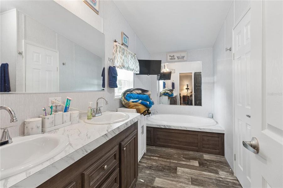 Furnished interior view inside a new home in , Spring Hill (Image 44).