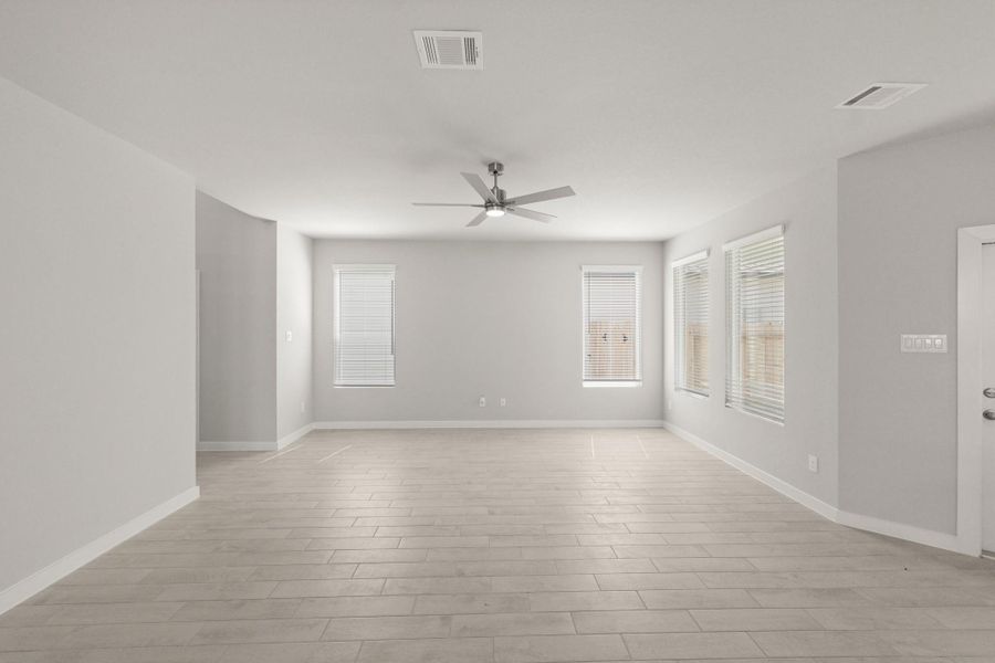Spacious, unfurnished interior of a new home in Cypresswood Landing, Humble (Image 30).