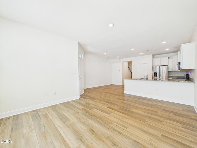 CAM01608G0-PR0114-STILL007