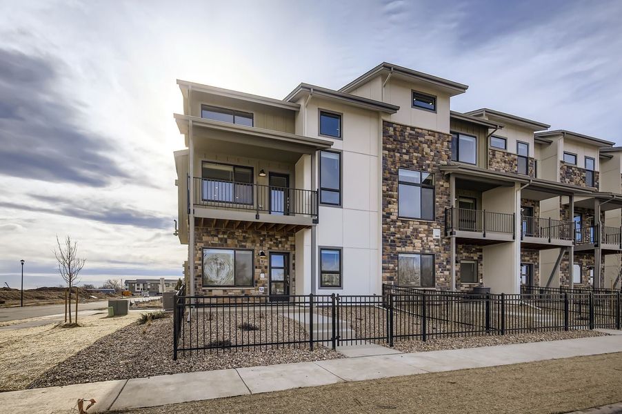 1003 SCHLAGEL ST #8, Fort Collins, CO. - Slide 2 1003 SCHLAGEL ST #8, Fort Collins, CO. - Slide 2