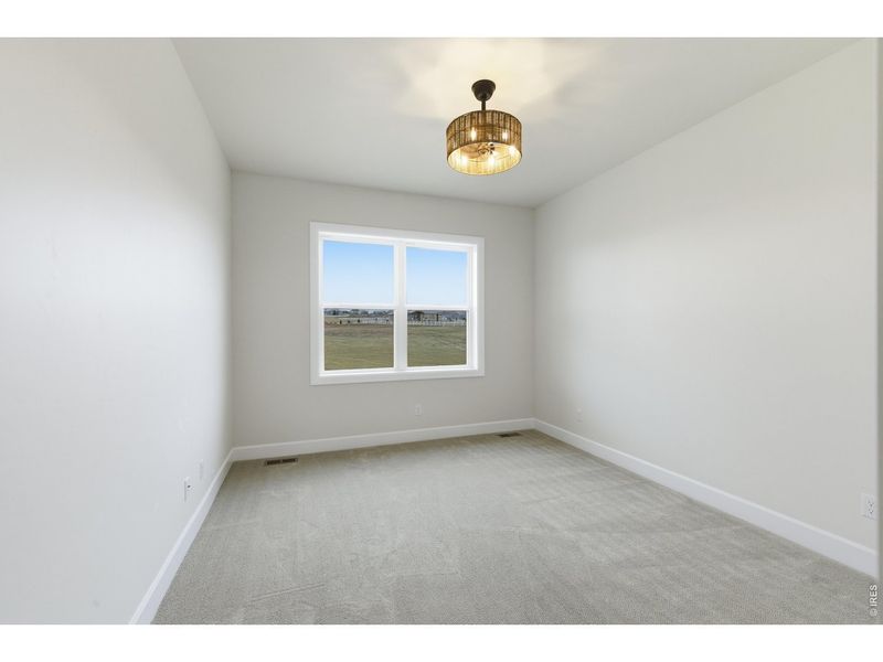 Spacious, unfurnished interior of a new home in , Severance (Image 25).