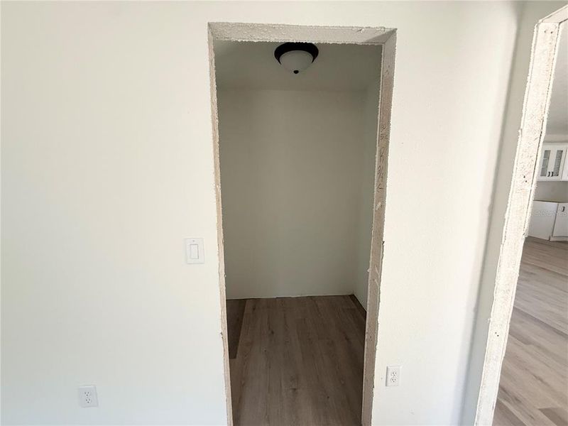 Spacious, unfurnished interior of a new home in , Ocala (Image 5).