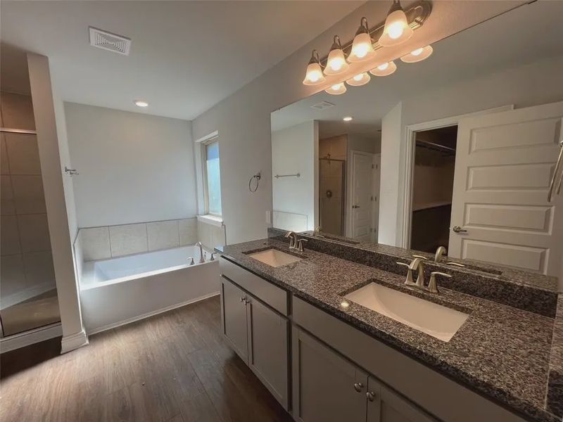 Furnished interior view inside a new home in Bayou Maison, Dickinson (Image 7). Furnished interior view inside a new home in Bayou Maison, Dickinson (Image 7).