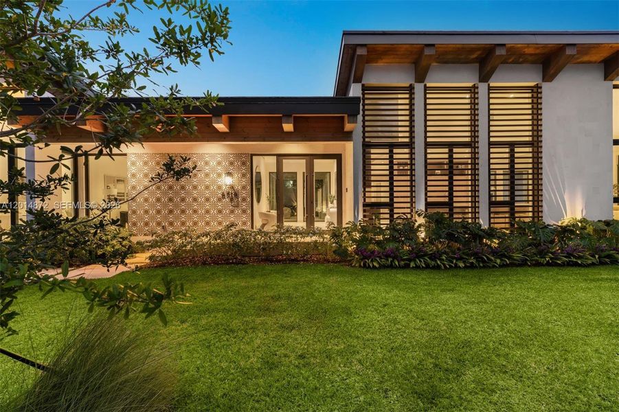 Exterior details and patio area of a home in , Coral Gables (Image 23). Exterior details and patio area of a home in , Coral Gables (Image 23).