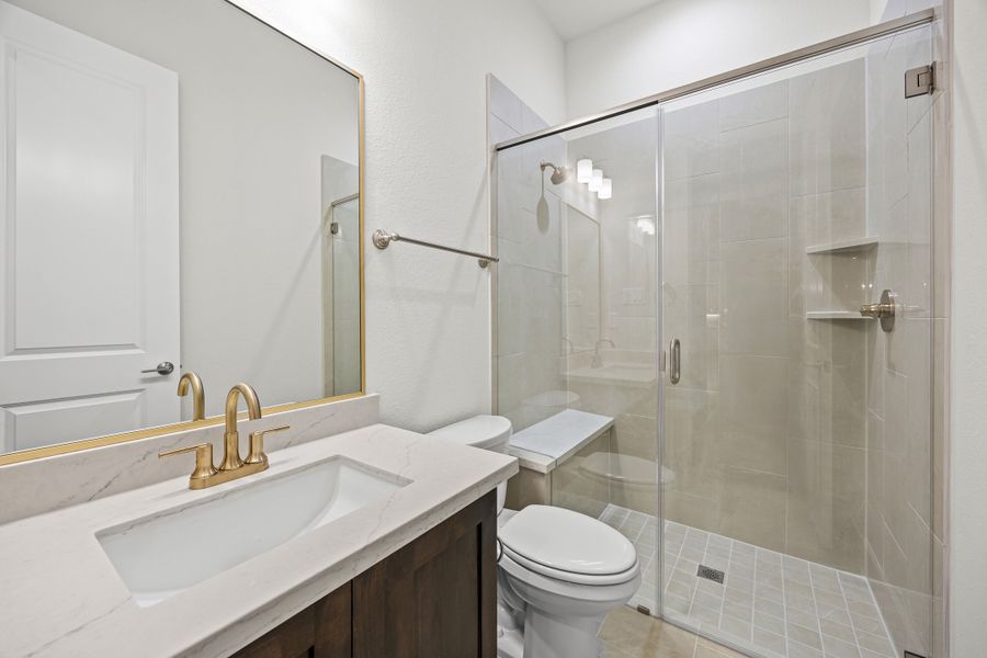Furnished interior view inside a new home in Tuscan Estates, Waxahachie (Image 10).