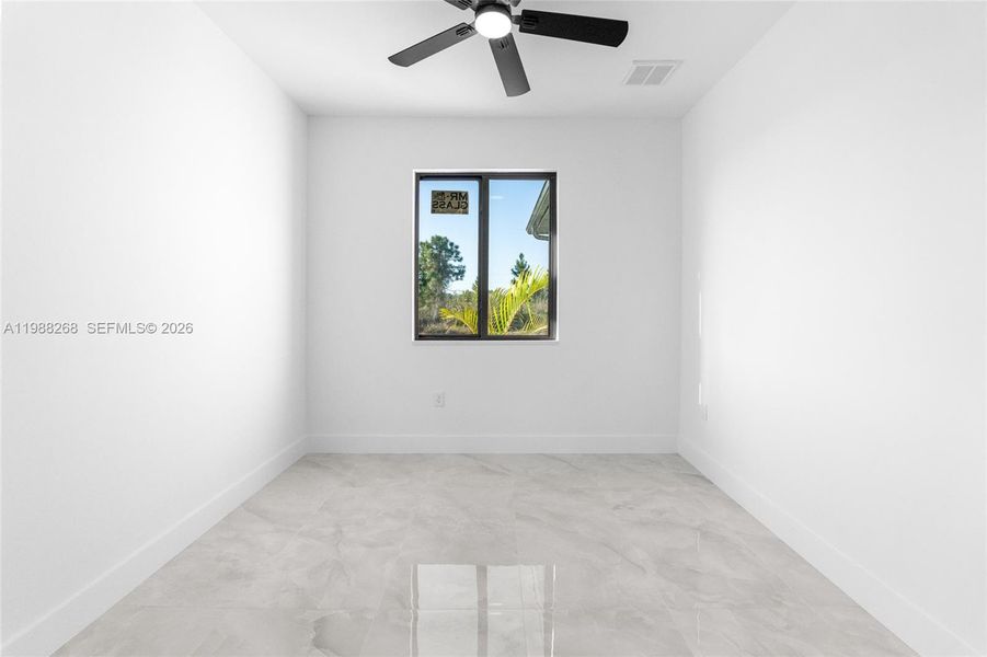 Spacious, unfurnished interior of a new home in , Lehigh Acres (Image 19).