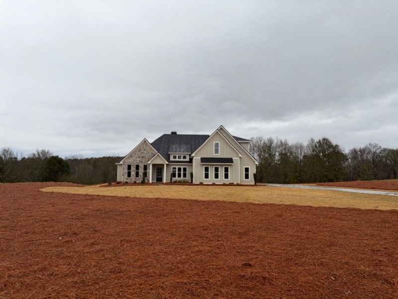 Image 15 of a home in Blackwelder Bluff.