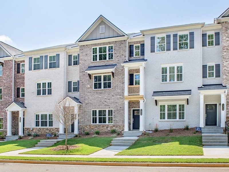 Image 41 of a home in Townes at South Main.