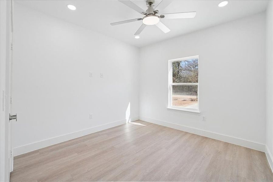 Spacious, unfurnished interior of a new home in , Mabank (Image 21).